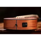 Ortega LIZZY-BSFL-GB Short scale bund nélküli basszus ukulele, tokkal
