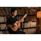 Ortega LIZZY-BSFL-GB Short scale bund nélküli basszus ukulele, tokkal