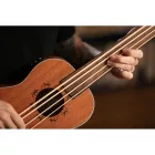 Ortega LIZZY-BSFL-GB Short scale bund nélküli basszus ukulele, tokkal