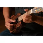 Ortega RUEB-SO Szoprán ukulele, tokkal