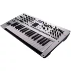 Roland GAIA 2 szintetizátor