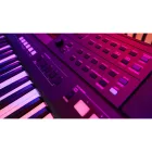 Yamaha PSR-E583 kísérőautomatikás billentyűs hangszer