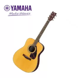 Yamaha akusztikus gitár